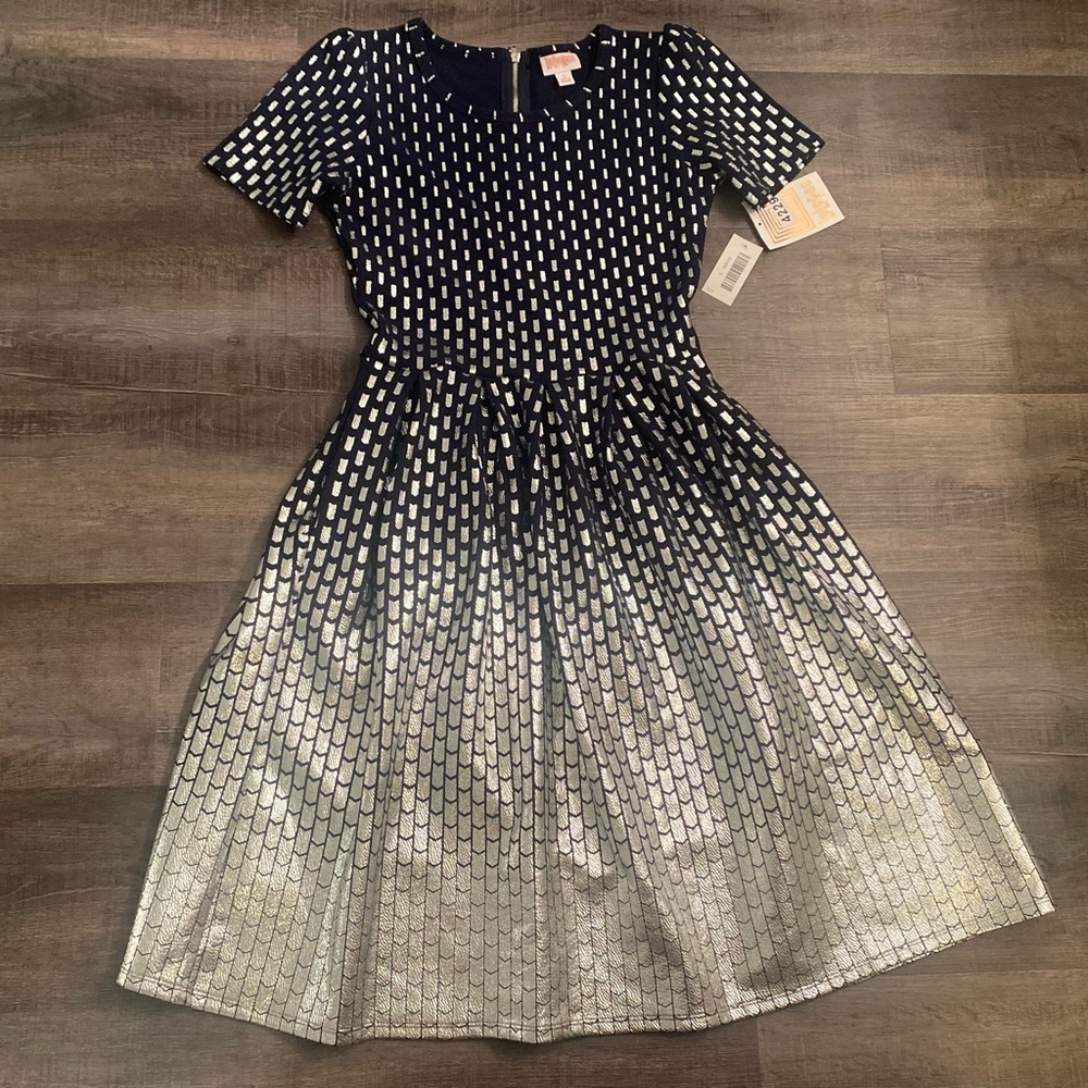 Lularoe Amelia Dress NWT size small